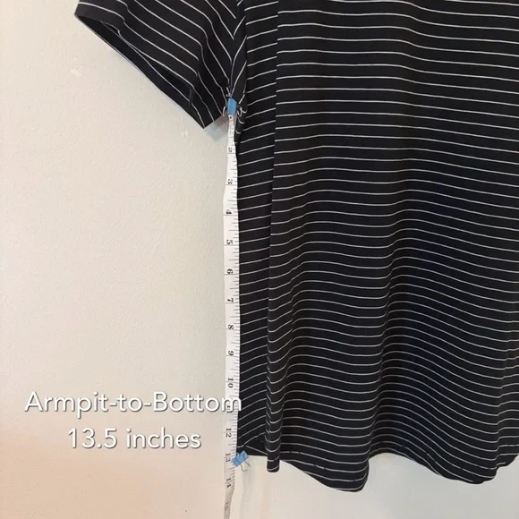 Lululemon - Love Curved-Hem Crewneck T-shirt Black and White Striped - Picture 6 of 8